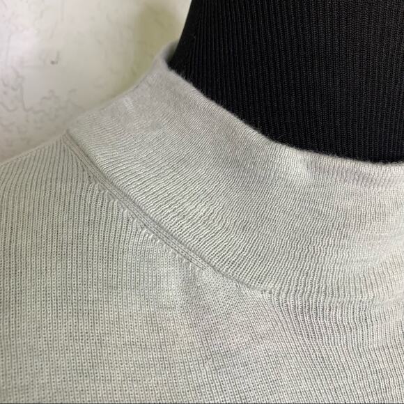 Tory Burch light green mock turtleneck short sleeve sweater size XL - Picture 14 of 14